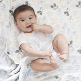 Aden & Anais Disney Boutique Cotton Muslin Dream Blanket - Mickey + Minnie Mouse