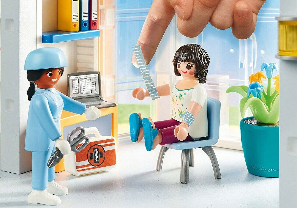 Playmobil City Life Furnished Hospital Wing Kids Play – mtrendi